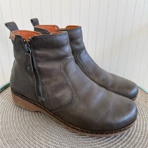 Pikolinos Ankle Booties - Made in Spain